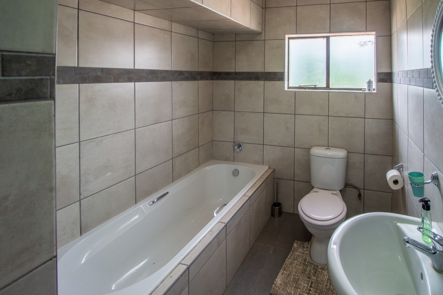 5 Bedroom Property for Sale in Louisvale Northern Cape